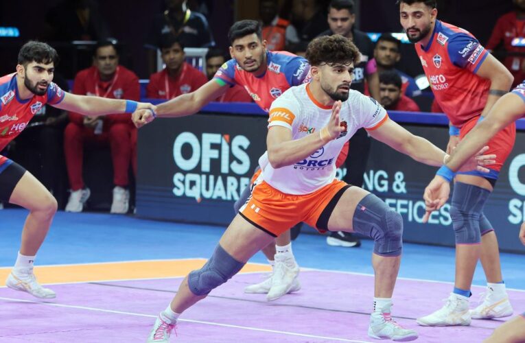 Watch PKL 2025 Highlights: Telugu Titans halts U Mumba momentum, Puneri Paltan cruises against UP Yoddhas