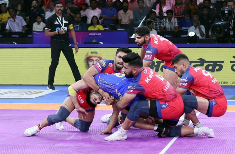 Watch PKL 2025 Highlights: Bengaluru Bulls outmuscles Giants, Yoddhas bounce back