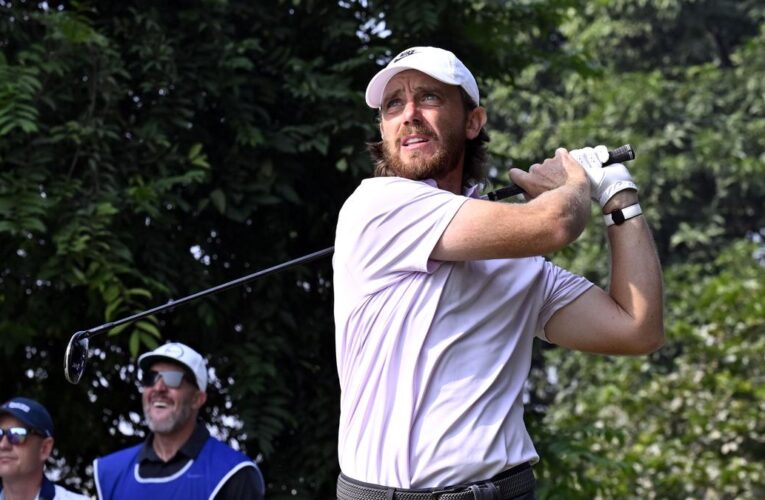 DP World India Championship: Flawless Fleetwood takes sole lead at halfway stage