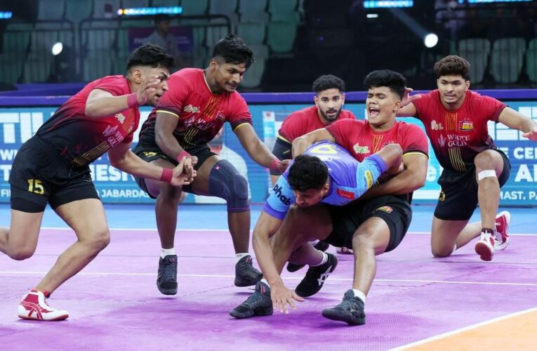 Bengaluru Bulls vs Gujarat Giants, UP Yoddhas vs U Mumba, Patna Pirates vs Jaipur Pink Panthers LIVE streaming info: When, where to watch PKL 2025?