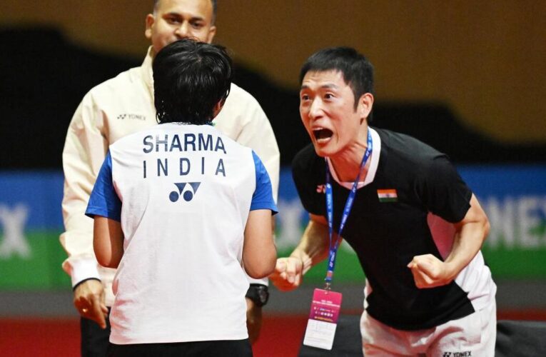 Tanvi Sharma gets a ‘scolding’ from coach Park after ending India’s medal drought at BWF World Junior Championships 2025