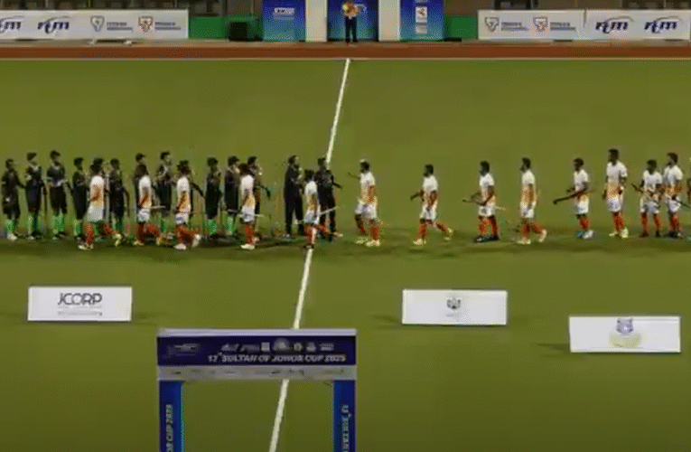 India, Pakistan players shake hands ahead of Sultan of Johor Cup 2025 hockey match