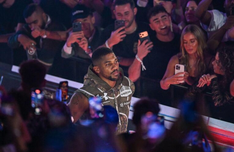 VIDEO | Anthony Joshua pays tribute to friends killed in Nigeria crash