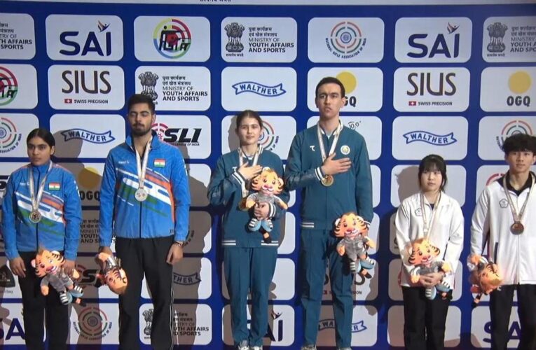 Suruchi Singh, Samrat Rana win silver in 10m air pistol mixed team at Asian Shooting Championship