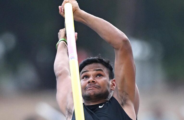 Kuldeep Kumar sets new national pole vault record in Bhubaneswar